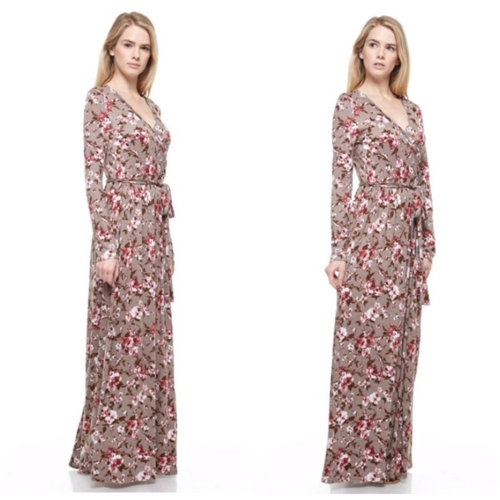 Beautiful floral maxi in Mocha